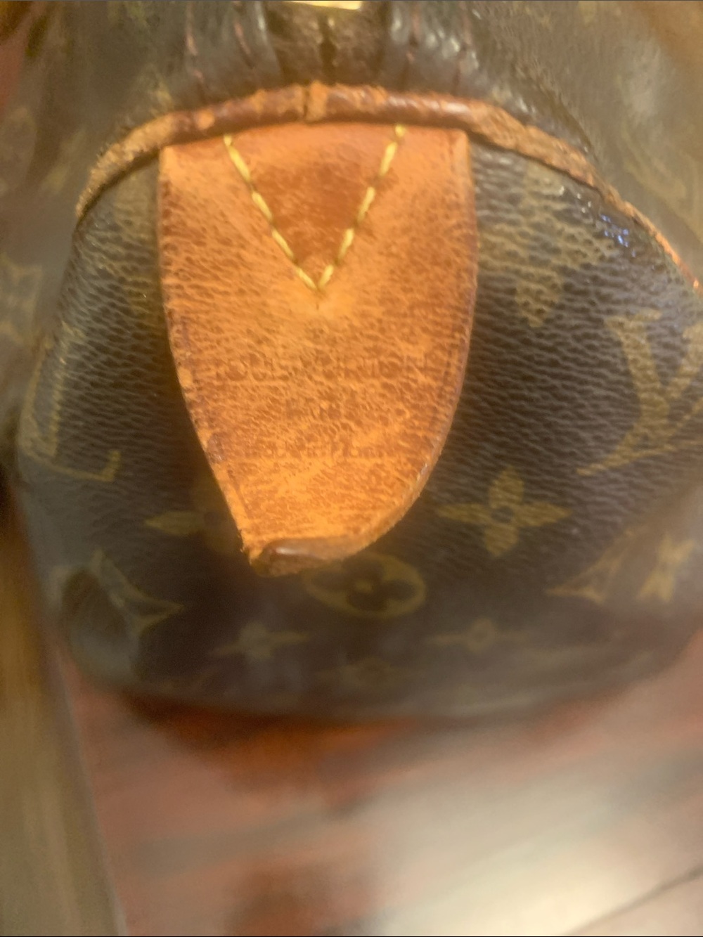 🛑Price Drop 🛑Authentic Louis Vuitton Monogram Speedy handbag. - Picture 5 of 16